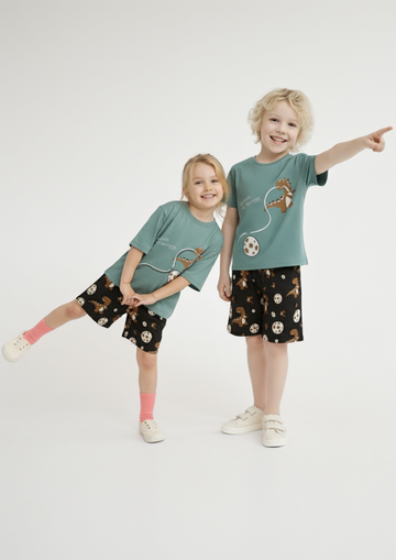 Siblings twinning in matching ColT & KiN co-ord sets
